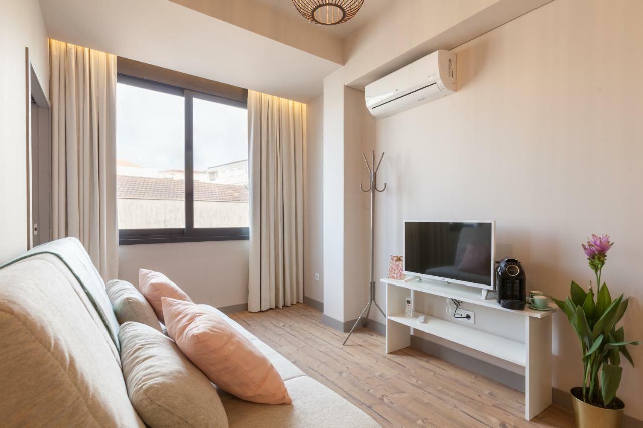 Sendme2Portugal: Santa Catarina Apartman Porto Kültér fotó